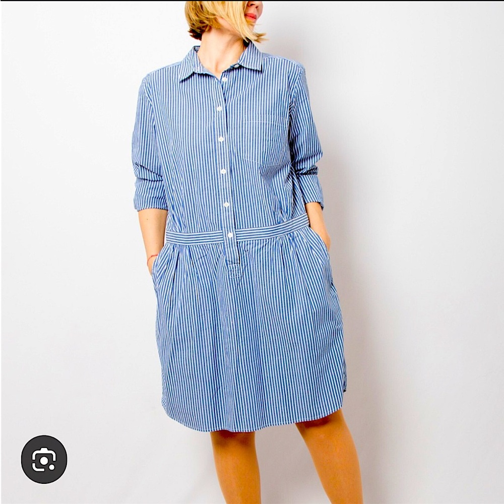 Banana Republic striped cotton dress pockets and contrast cuff collar size 10